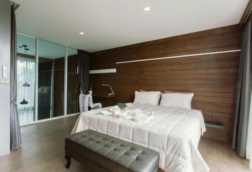 Family Suite, Urban Maerim