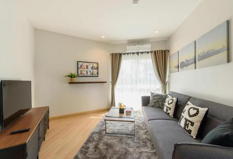 Номер Deluxe, Urban Maerim