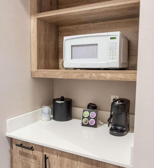 חדר סטנדרט עם מיטת קינג, Best Western Premier Executive Residency Medicine Hat