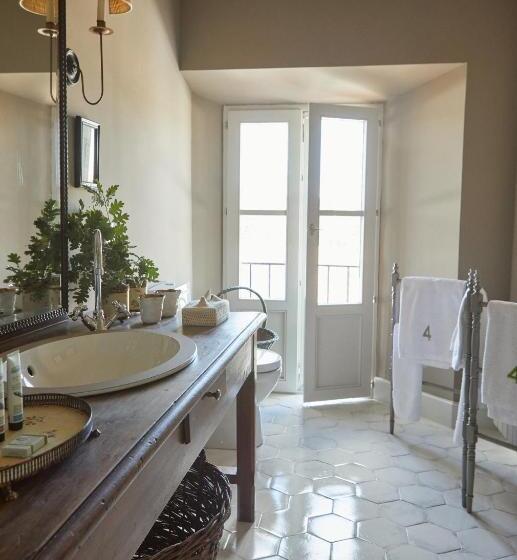 수피리어 룸, Caserio Aldeallana