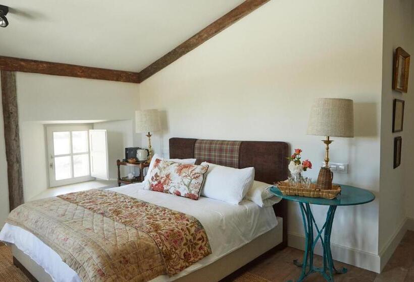 수피리어 룸, Caserio Aldeallana