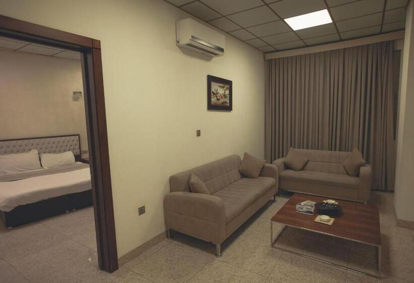 １ベッドルームのスーペリアアパートメント, Rzgari Taza Salim Street