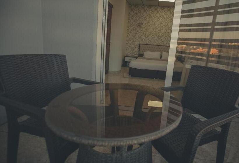 １ベッドルームのスーペリアアパートメント, Rzgari Taza Salim Street