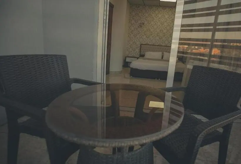 آپارتمان سوپریور 1 خوابه, Rzgari Taza Salim Street