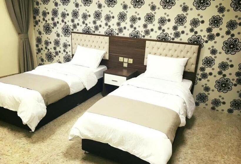 スタンダードスタジオ, Rzgari Taza Salim Street