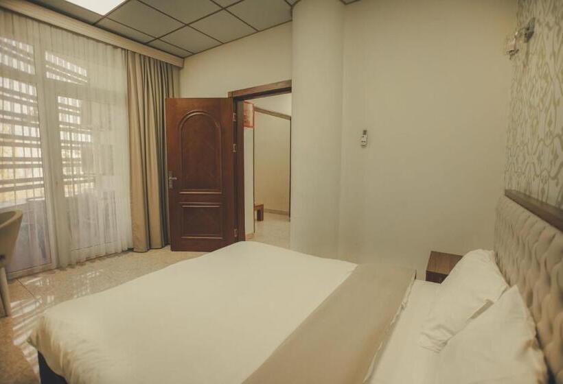 آپارتمان سوپریور 1 خوابه, Rzgari Taza Salim Street