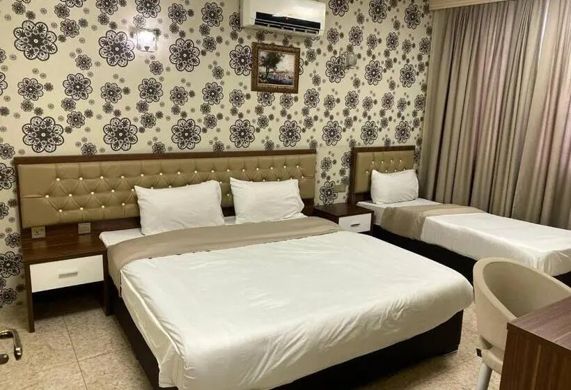 آپارتمان 1 خوابه, Rzgari Taza Salim Street