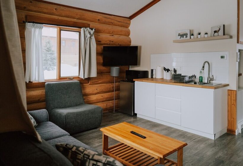 בקתה, Glacier House Hotel & Resort