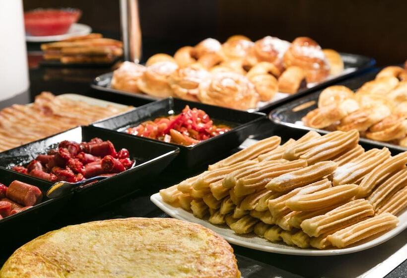 اتاق لوکس, Abba Burgos