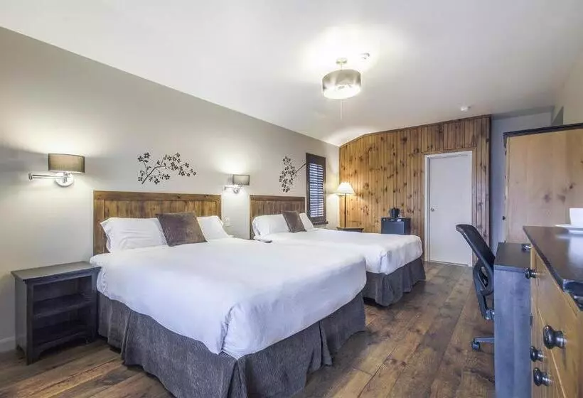 スタンダード４人部屋, Auberge Du Lac Taureau