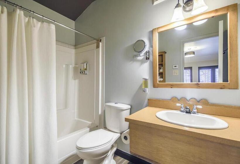 스위트 킹사이즈 침대, Auberge Du Lac Taureau