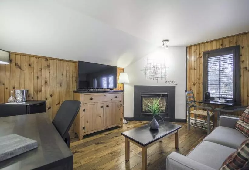 キングサイズベッドのスイートルーム, Auberge Du Lac Taureau