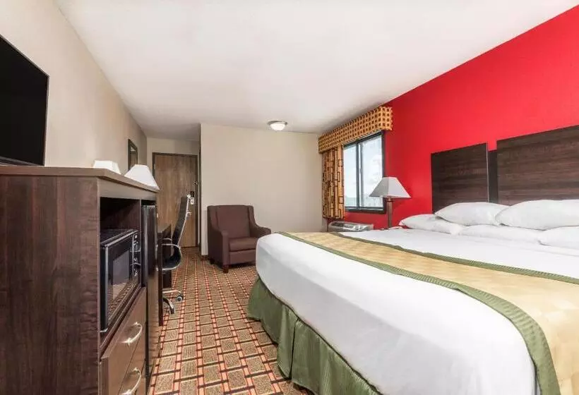 اتاق استاندارد با تخت بزرگ, Days Inn By Wyndham Muncie Ball State University