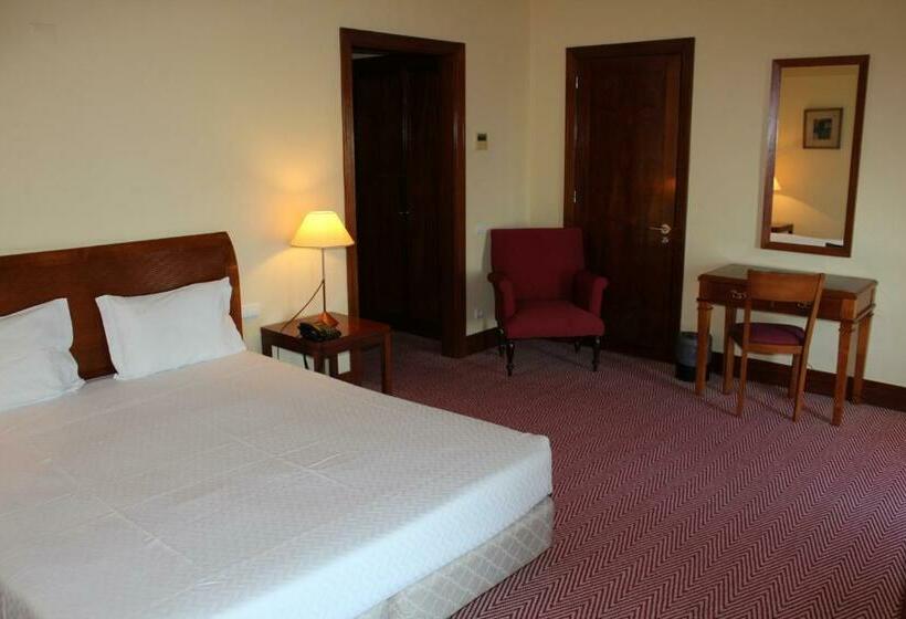 经典套房, Golden Tulip Caramulo