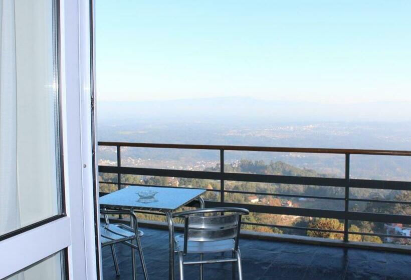 经典套房, Golden Tulip Caramulo