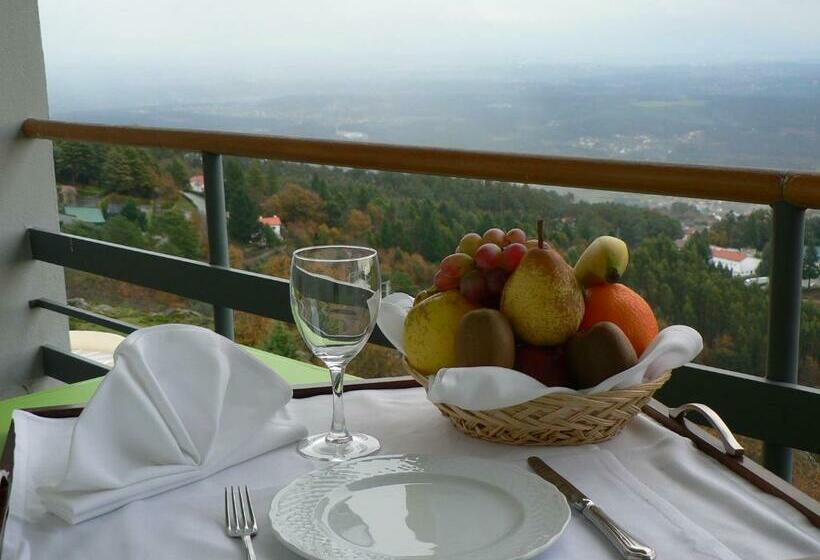 Номер Стандарт, Golden Tulip Caramulo