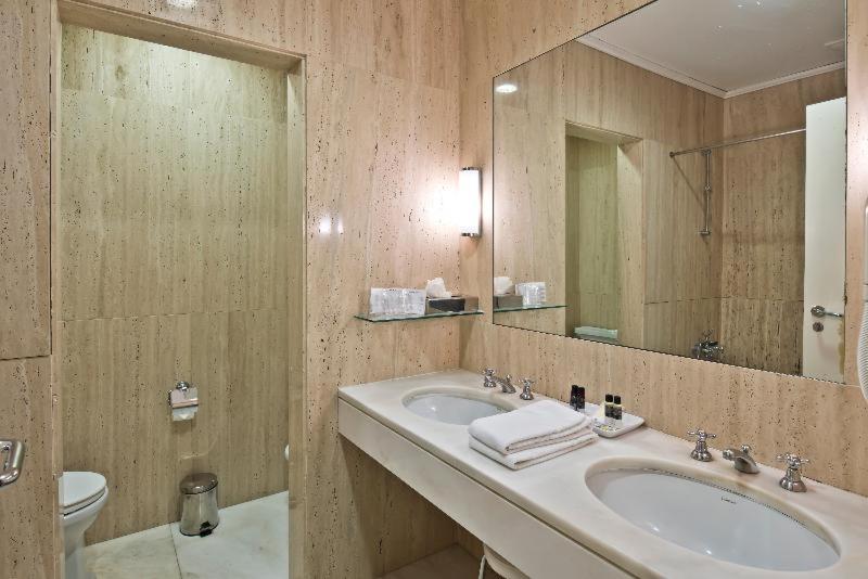 标准间, Golden Tulip Caramulo