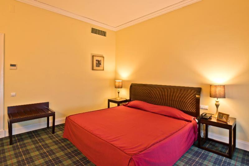 标准间, Golden Tulip Caramulo