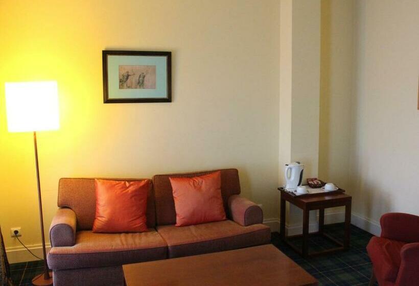 经典套房, Golden Tulip Caramulo