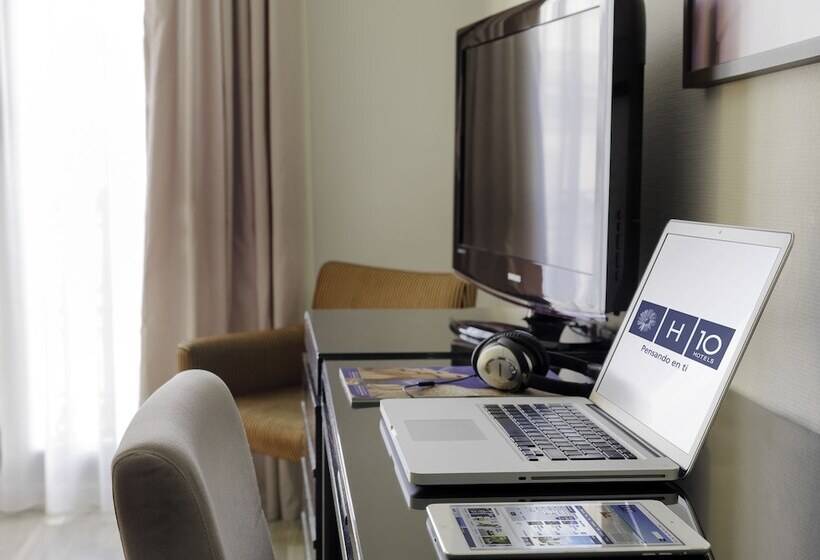 Классический Номер, H10 Universitat