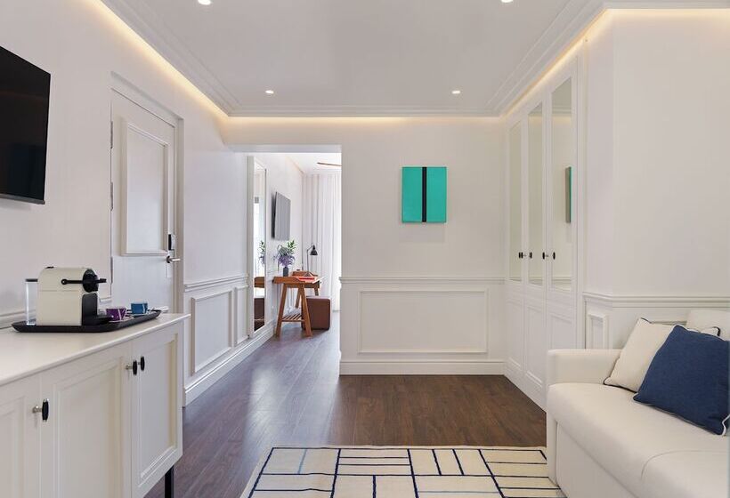 Полулюкс Повышенной Комфортности, H10 Universitat