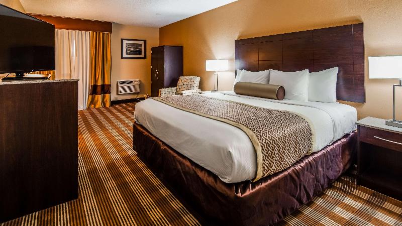 חדר סטנדרט עם מיטת קינג, Holiday Inn Express Hotel & Suites Livingston By Ihg