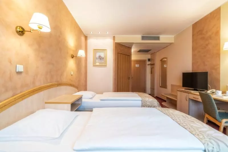 اتاق استاندارد, Hp Park Plaza