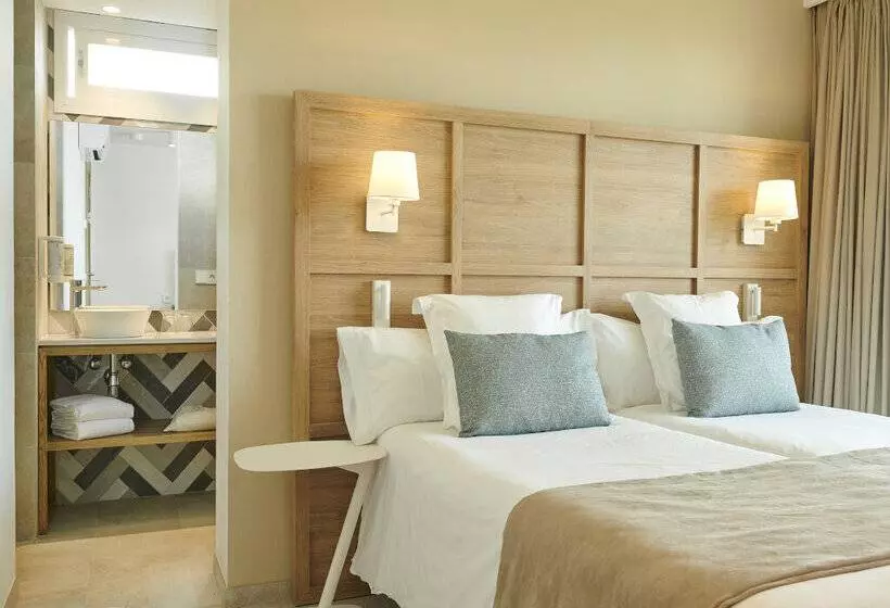 اتاق استاندارد با تراس, Iberostar Waves Cala Domingos - All Inclusive