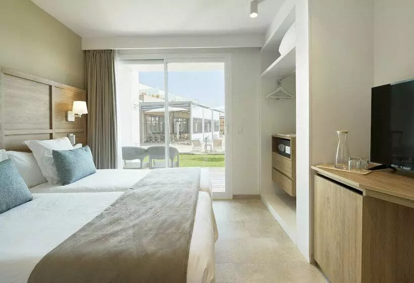 اتاق استاندارد با تراس, Iberostar Waves Cala Domingos - All Inclusive