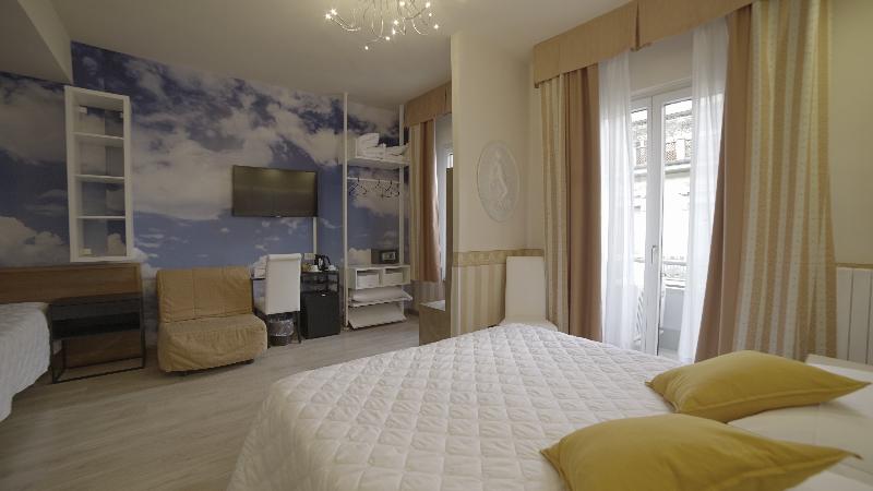 غرفة قياسية ثلاثية, Jane