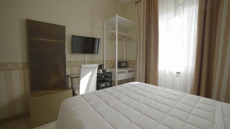 غرفة إقتصادية, Jane