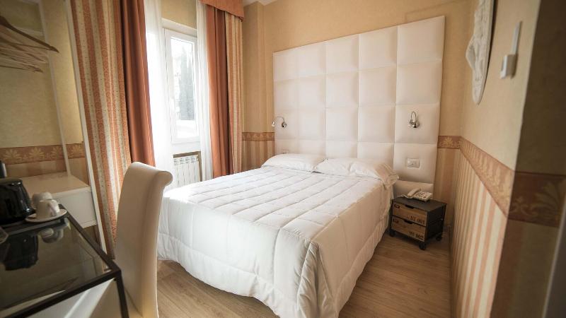 غرفة إقتصادية, Jane