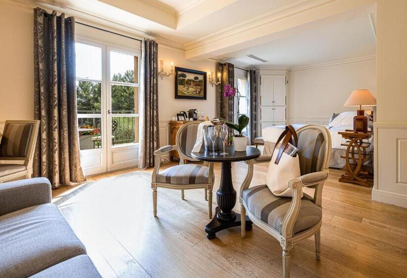 Полулюкс, L'Hôtel & Spa du Castellet