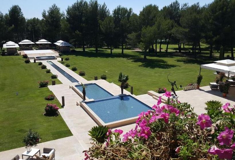 Президентский Люкс, L'Hôtel & Spa du Castellet