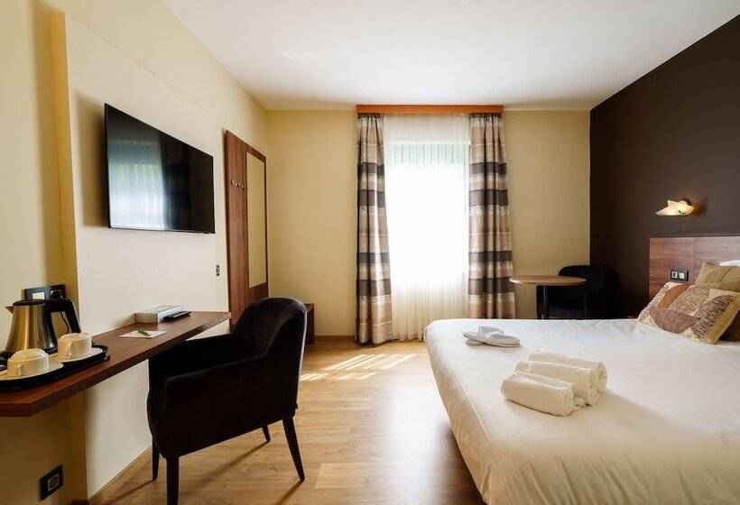 חדר סטנדרט, Les Jardins De La Molignee