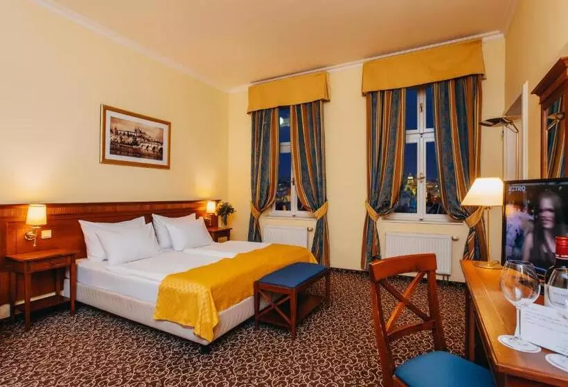 اتاق استاندارد, Louis Leger   Czech Leading Hotels