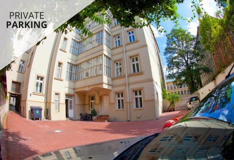 اتاق استاندارد چهار تخته, Louis Leger   Czech Leading Hotels