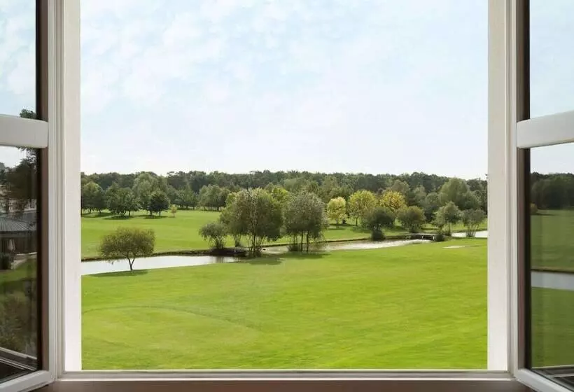 Prestige-huone, Mercure Chantilly Resort & Conventions