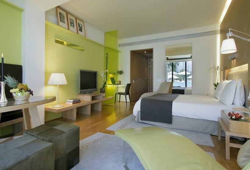 غرفة ديلوكس مطلة على حمام السباحة, Nikopolis