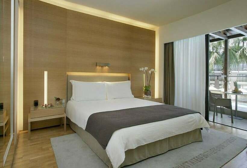 غرفة سوبيريور مطلة على حمام السباحة, Nikopolis