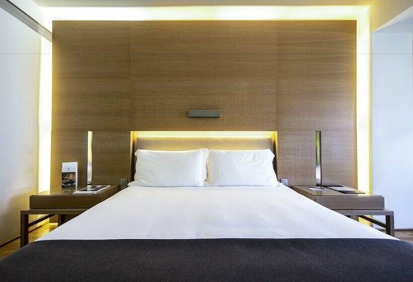 غرفة سوبيريور مطلّة علي الحديقة, Nikopolis