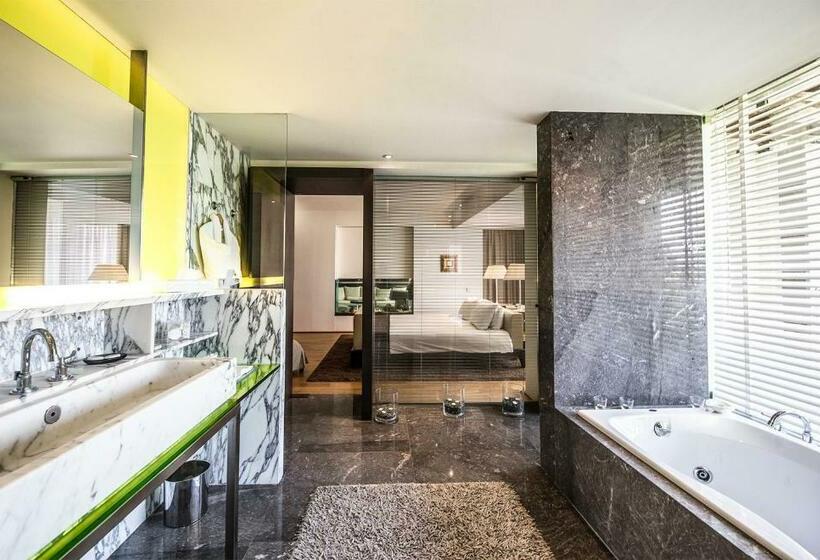 جناح رئاسى, Nikopolis