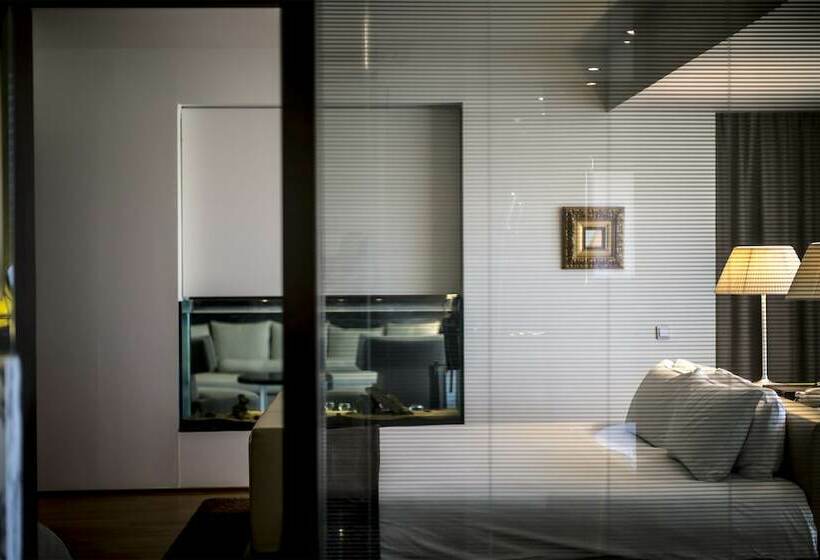 جناح رئاسى, Nikopolis