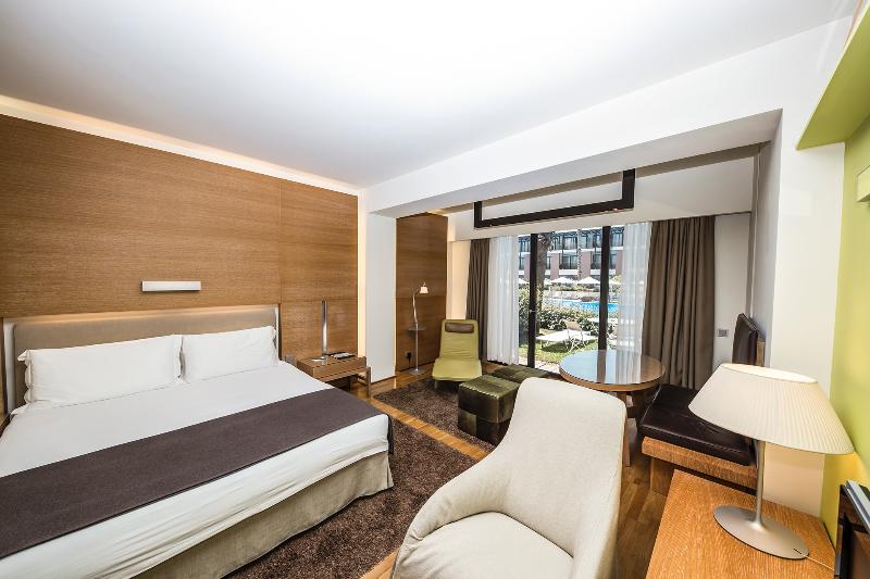 غرفة ديلوكس مطلة على حمام السباحة, Nikopolis