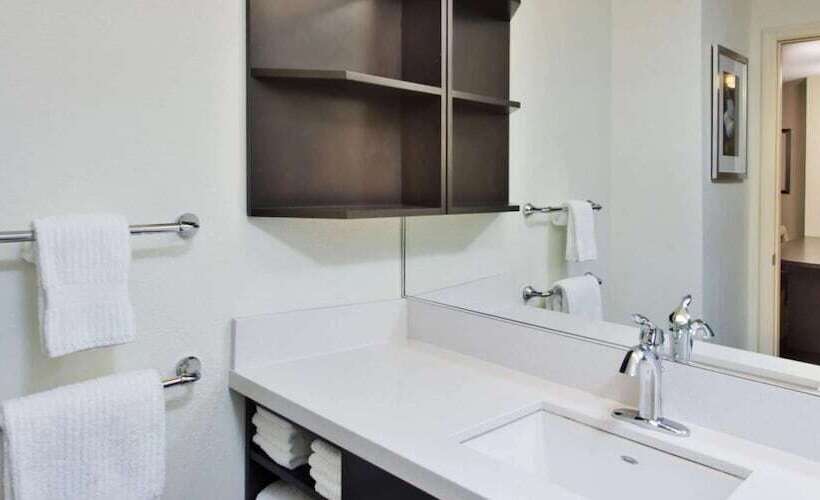 Люкс Адаптированный для Инвалидов, Sonesta Simply Suites Nanuet