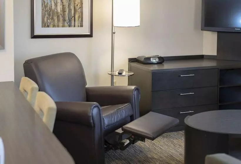 スイート, Sonesta Simply Suites Nanuet