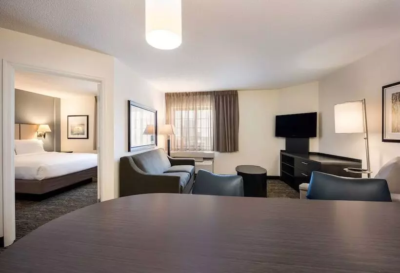 スイート, Sonesta Simply Suites Nanuet