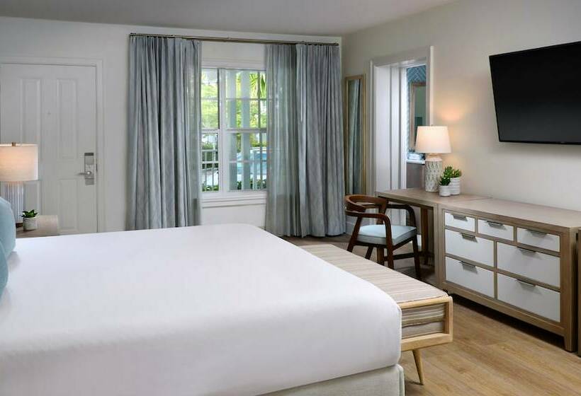 غرفة ديلوكس سرير كينج, Southernmost Beach Resort