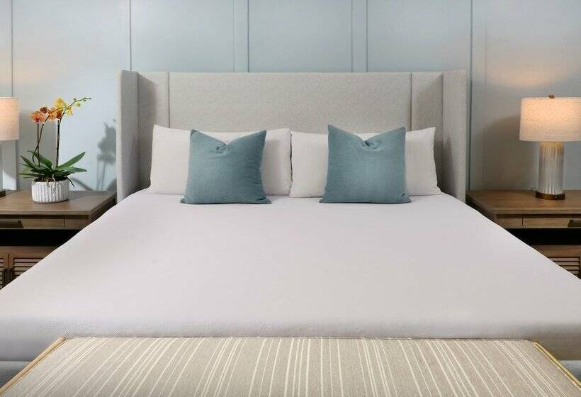 غرفة ديلوكس سرير كينج, Southernmost Beach Resort