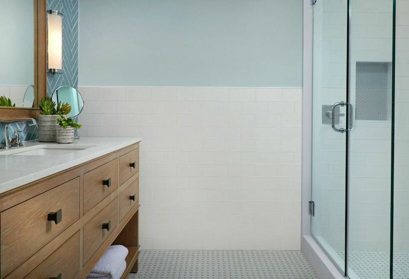 غرفة قياسية سرير كينج, Southernmost Beach Resort